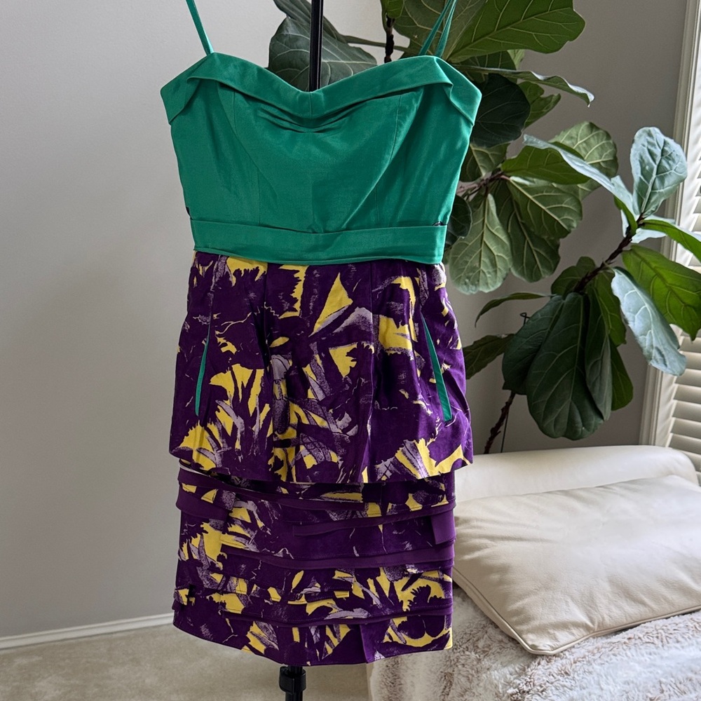 BCBG Maxazria Green and Purple Layered Dress 0 with pockets!
